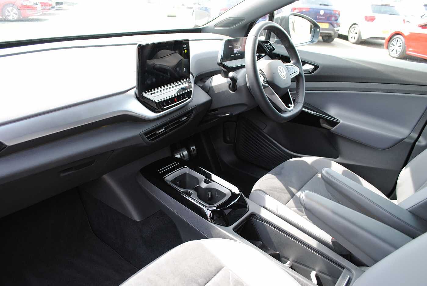Volkswagen ID.4 Life 52kWh Pure Performance 170PS Automatic 5Dr